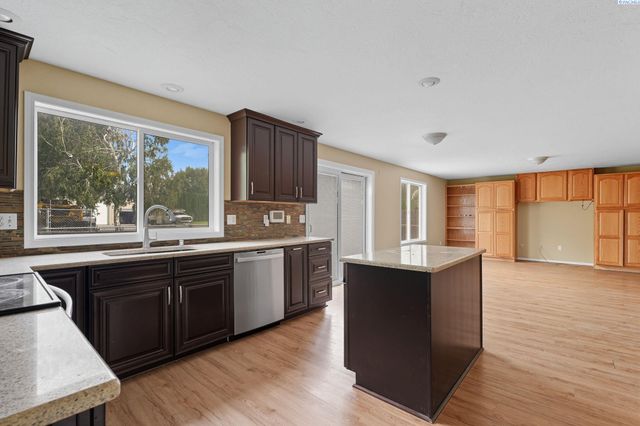 4505 Dayton Ct, Kennewick, WA 99337