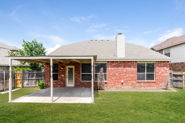 1209 Wentwood Drive, Desoto, TX 75115