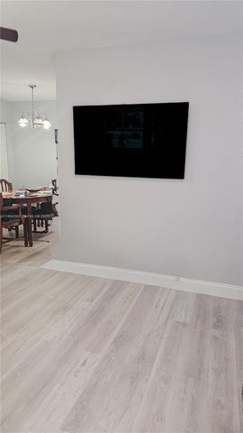 3800 SW 102nd Ave 221, Miami, FL 33165