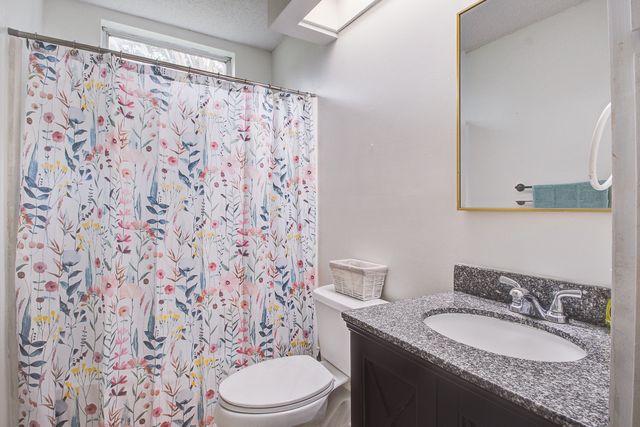 100 Tanager Street, Summerville, SC 29483