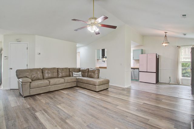 100 Tanager Street, Summerville, SC 29483