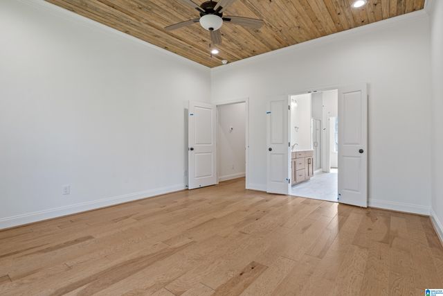 660 LIME CREEK WAY, Chelsea, AL 35043