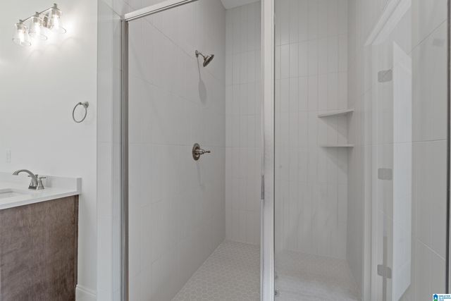 660 LIME CREEK WAY, Chelsea, AL 35043