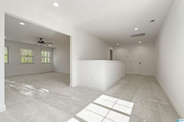 660 LIME CREEK WAY, Chelsea, AL 35043