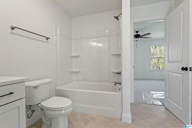 660 LIME CREEK WAY, Chelsea, AL 35043