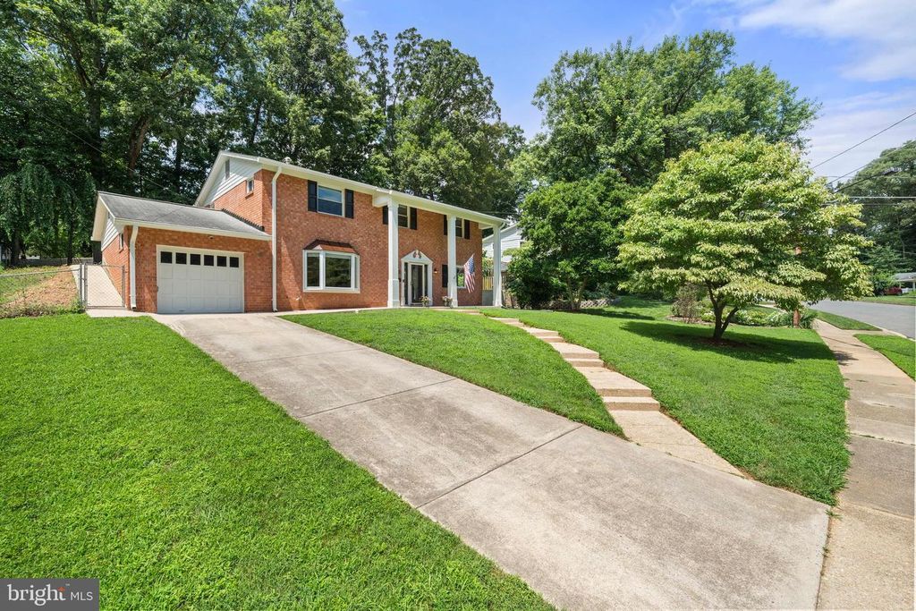 8414 THAMES ST, Springfield, VA 22151