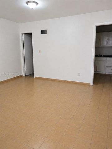 5810 W Flagler St 3, Miami, FL 33144