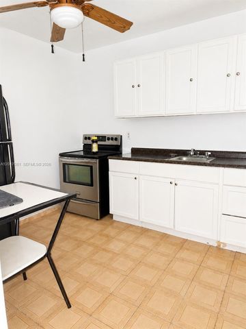 5810 W Flagler St 3, Miami, FL 33144