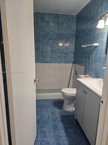 5810 W Flagler St 3, Miami, FL 33144