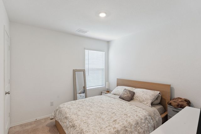 465 Corsair Way, Ferris, TX 75125