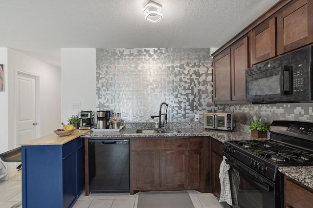 465 Corsair Way, Ferris, TX 75125