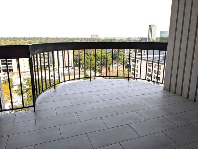 5001 Woodway Drive 1406, Houston, TX 77056