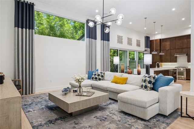 512 W SWOOPE AVENUE, Winter Park, FL 32789