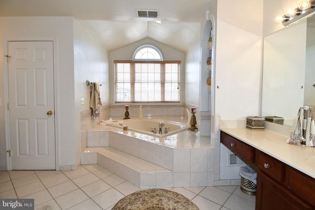 14528 FAIRDALE RD, Silver Spring, MD 20905