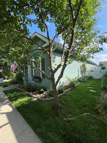 933 Redbuck Circle, Lee's Summit, MO 64081