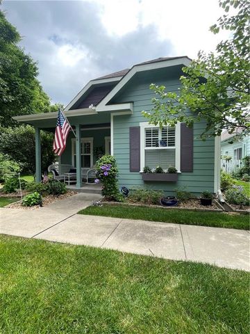 933 Redbuck Circle, Lee's Summit, MO 64081