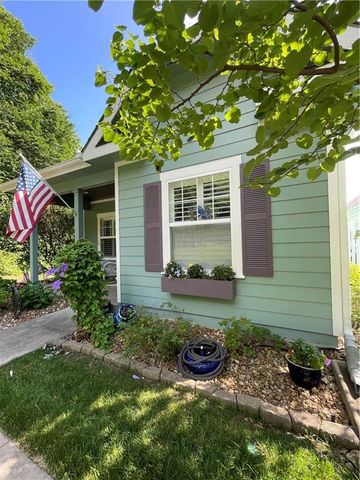 933 Redbuck Circle, Lee's Summit, MO 64081
