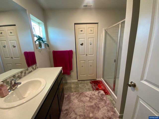 4777 Navigation Av NE, Salem, OR 97305