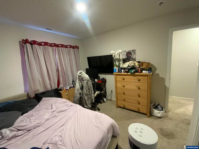 4777 Navigation Av NE, Salem, OR 97305