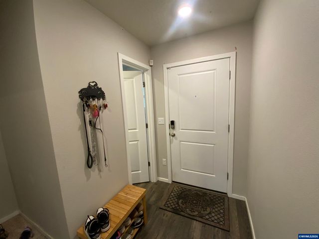 4777 Navigation Av NE, Salem, OR 97305