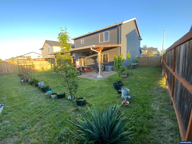 4777 Navigation Av NE, Salem, OR 97305