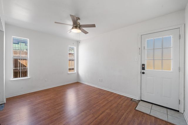 700 Poindexter Avenue, Cleburne, TX 76033