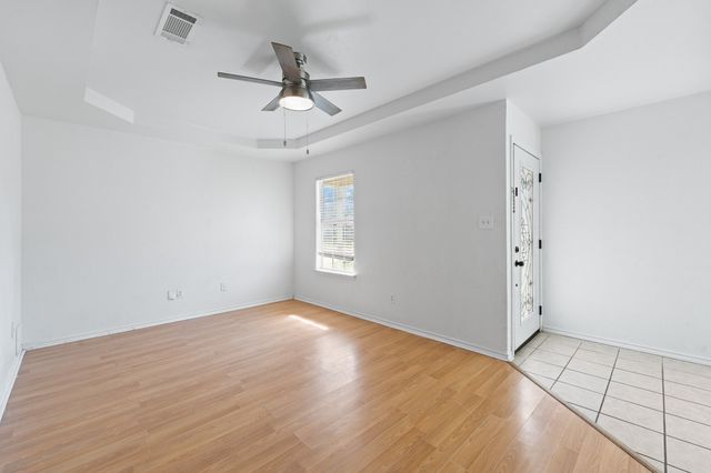 700 Poindexter Avenue, Cleburne, TX 76033