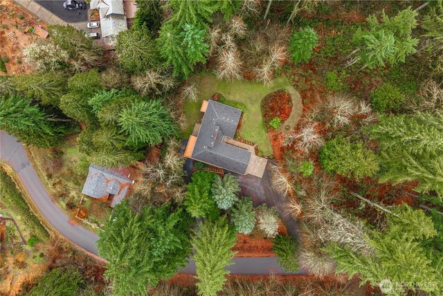 6221 Northill Drive SW, Olympia, WA 98512