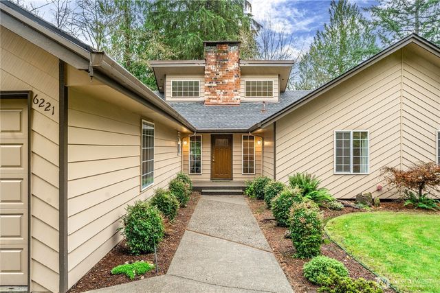6221 Northill Drive SW, Olympia, WA 98512