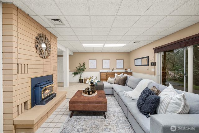 6221 Northill Drive SW, Olympia, WA 98512