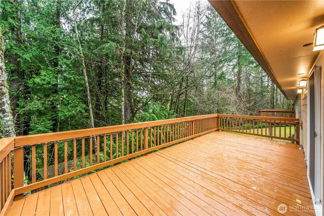 6221 Northill Drive SW, Olympia, WA 98512