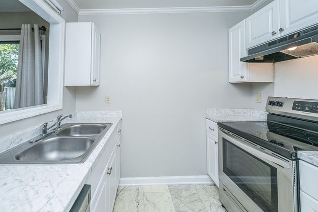 235 Pine Shadow Drive, Goose Creek, SC 29445