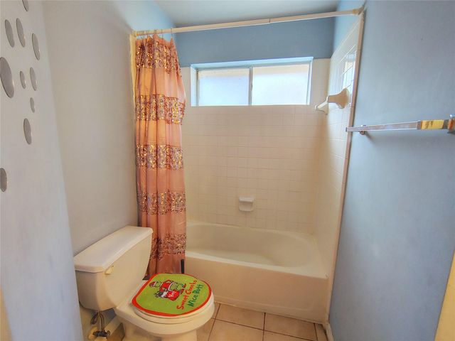 818 Presley Way, Sugar Land, TX 77479