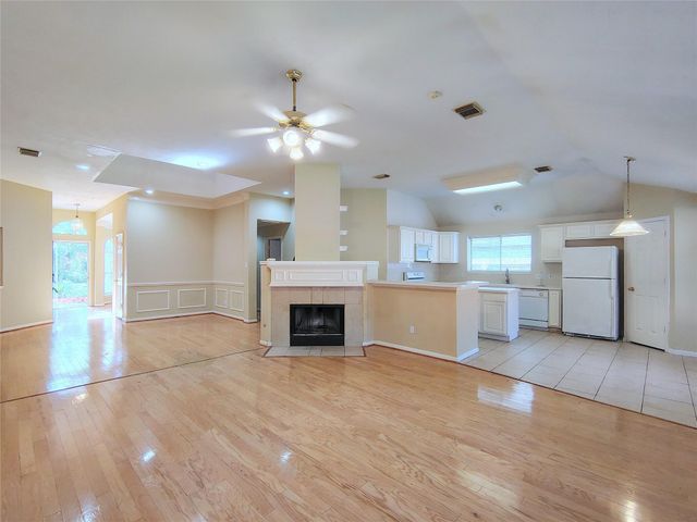 818 Presley Way, Sugar Land, TX 77479