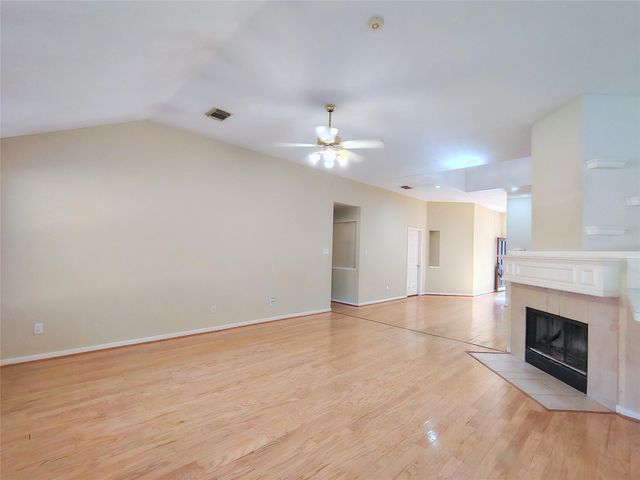 818 Presley Way, Sugar Land, TX 77479