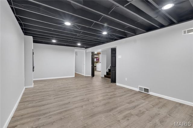 12033 Colonial Drive, Maryland Heights, MO 63043