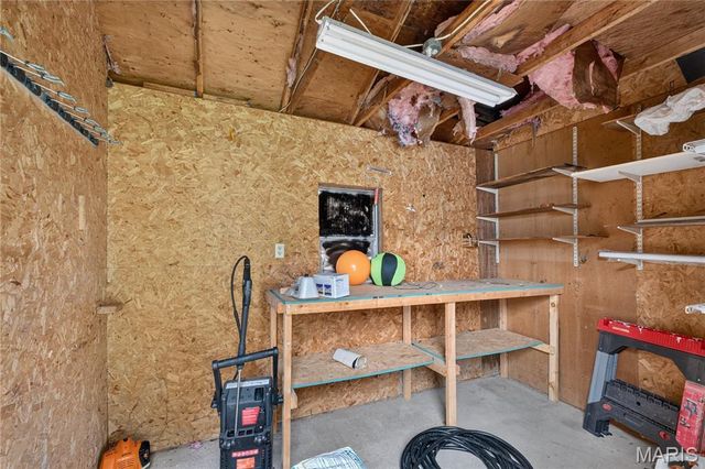 12033 Colonial Drive, Maryland Heights, MO 63043