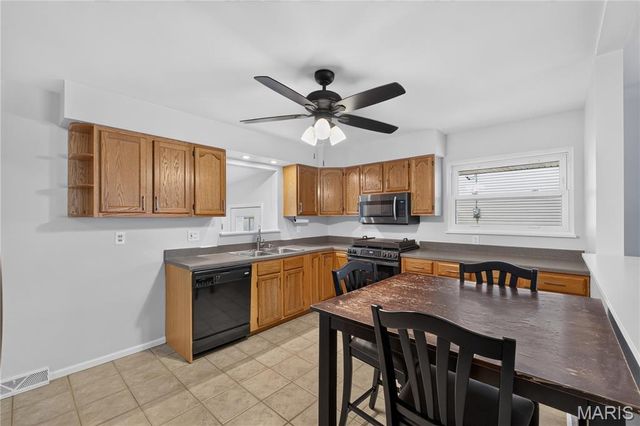 12033 Colonial Drive, Maryland Heights, MO 63043