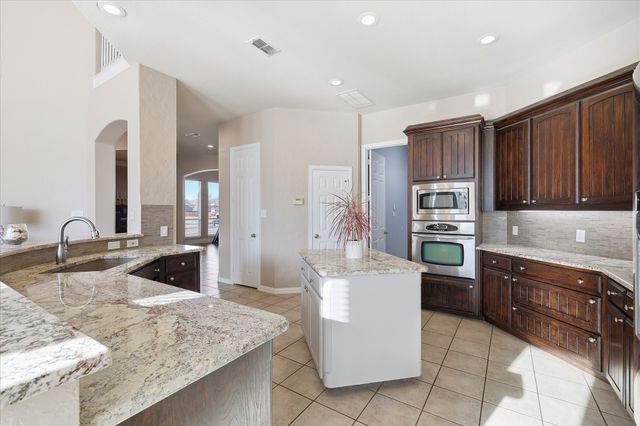 5102 Bayberry Street, Flower Mound, TX 75028