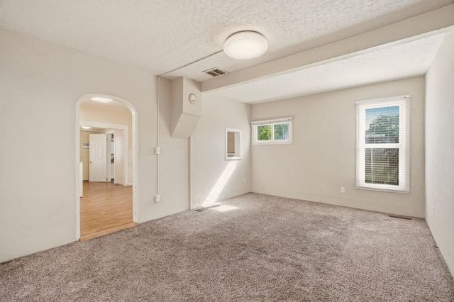 817 E Sinto Ave, Spokane, WA 99202