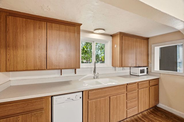817 E Sinto Ave, Spokane, WA 99202