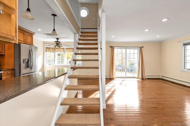 22 Fairview Road W, Massapequa, NY 11758