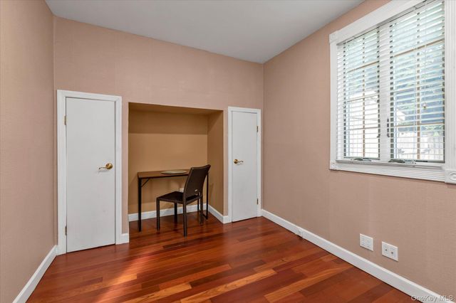 22 Fairview Road W, Massapequa, NY 11758