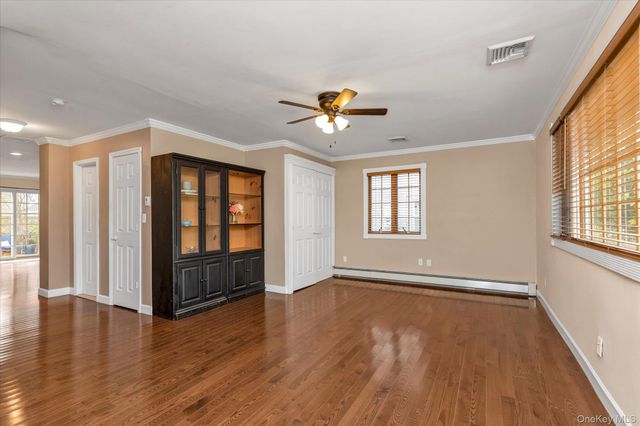 22 Fairview Road W, Massapequa, NY 11758