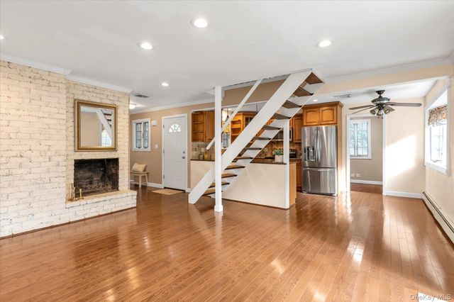 22 Fairview Road W, Massapequa, NY 11758