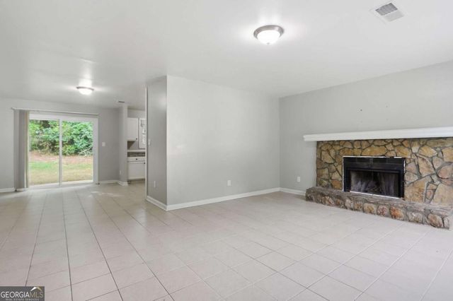 5202 Scarbrough Lane, Stone Mountain, GA 30088