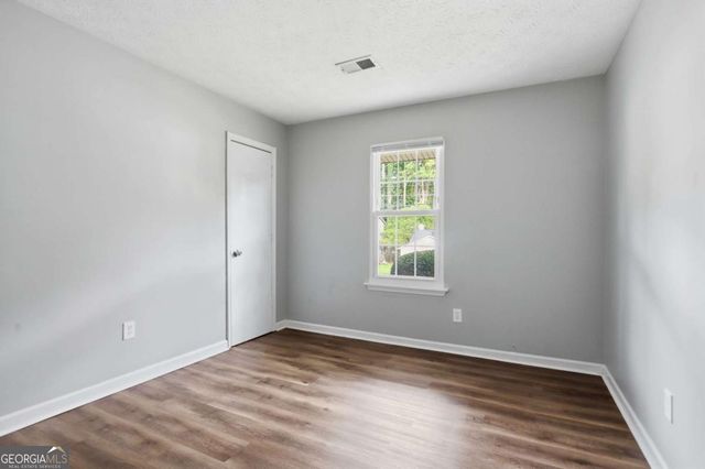 5202 Scarbrough Lane, Stone Mountain, GA 30088