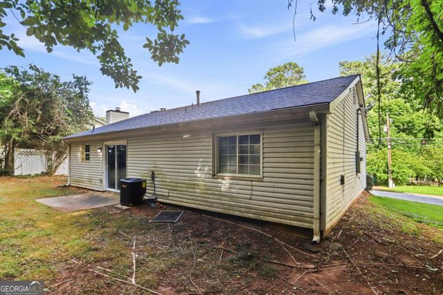 5202 Scarbrough Lane, Stone Mountain, GA 30088