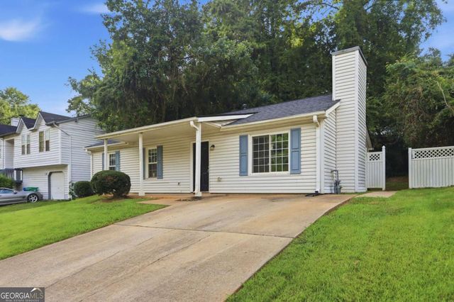 5202 Scarbrough Lane, Stone Mountain, GA 30088