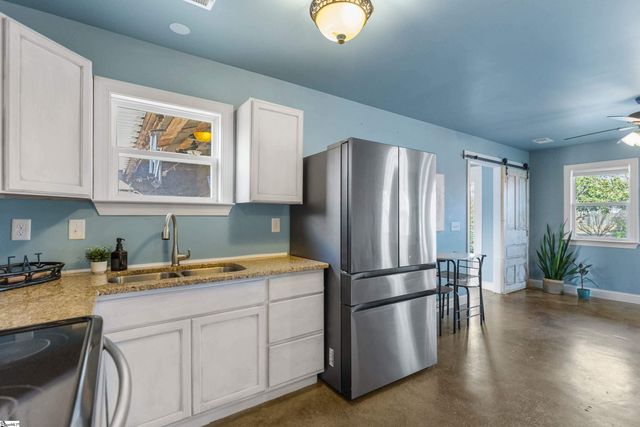 102 Harts Lane, Simpsonville, SC 29681